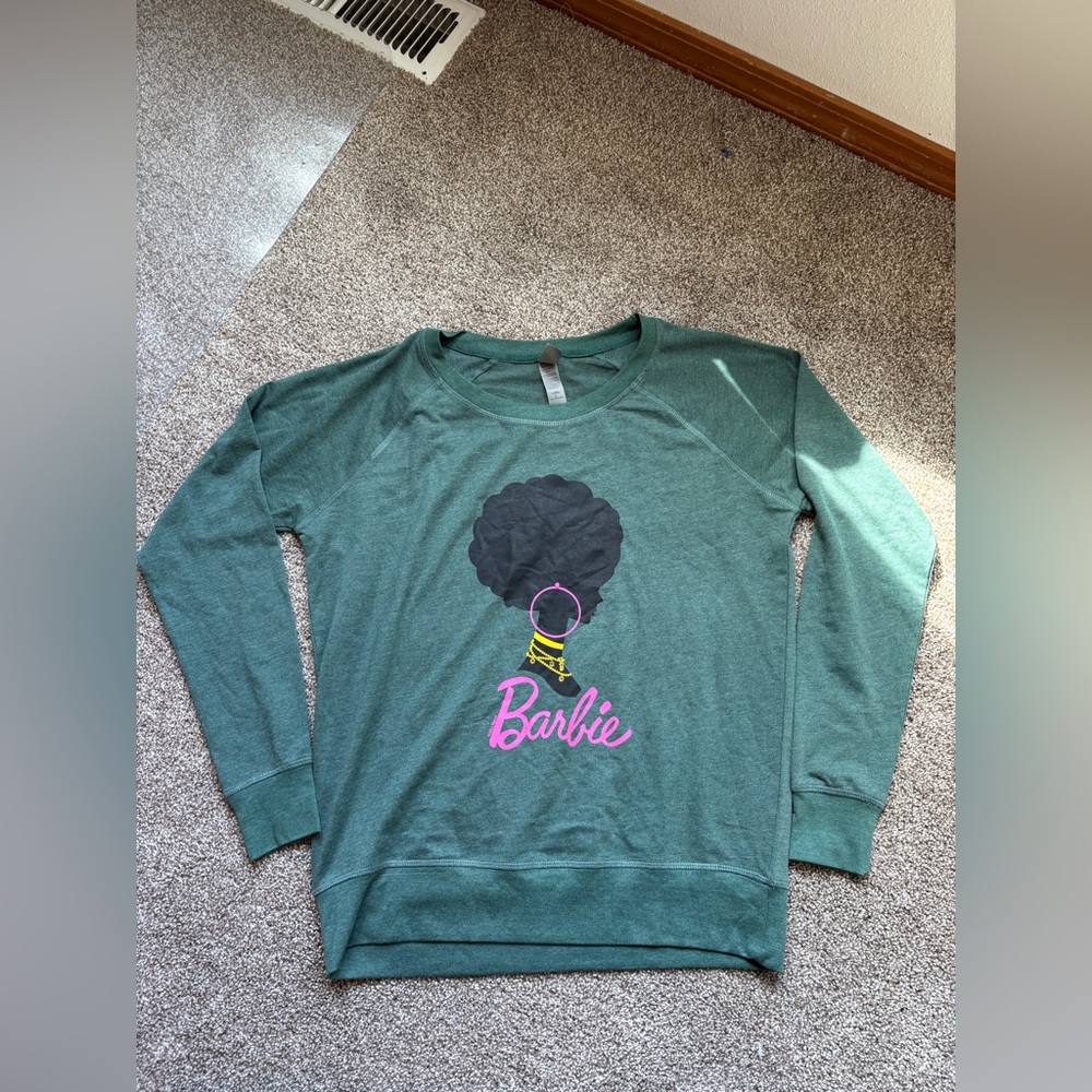 Barbie crewneck Sweatshirt tee shirt